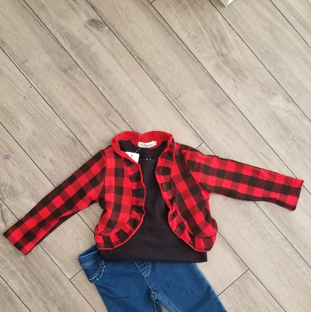 Buffalo Plaid Top/Sweater